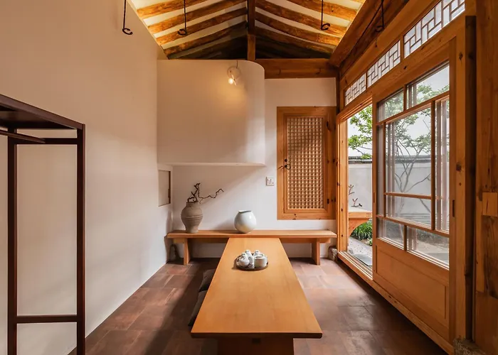 公寓 Luxury Hanok Chaon 首爾