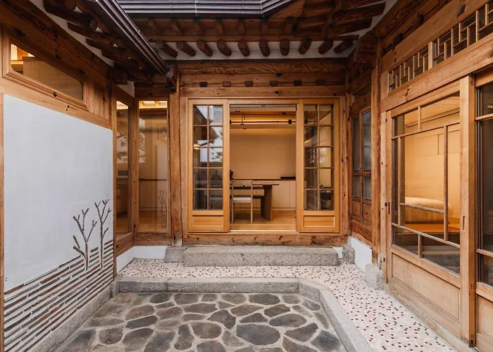 Luxury Hanok Chaon 公寓
